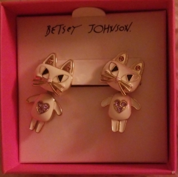 Betsey Johnson Jewelry - Betsey Johnson Drop Cat Earrings